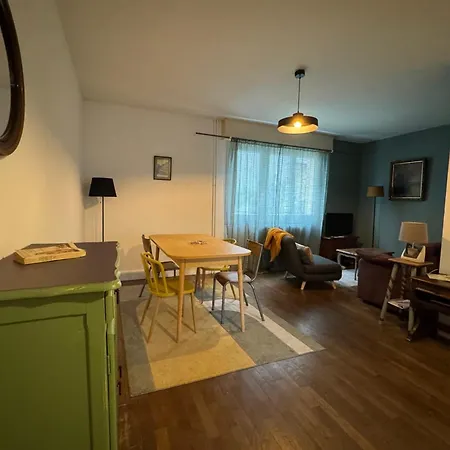 Charming 44m Near Downtown *