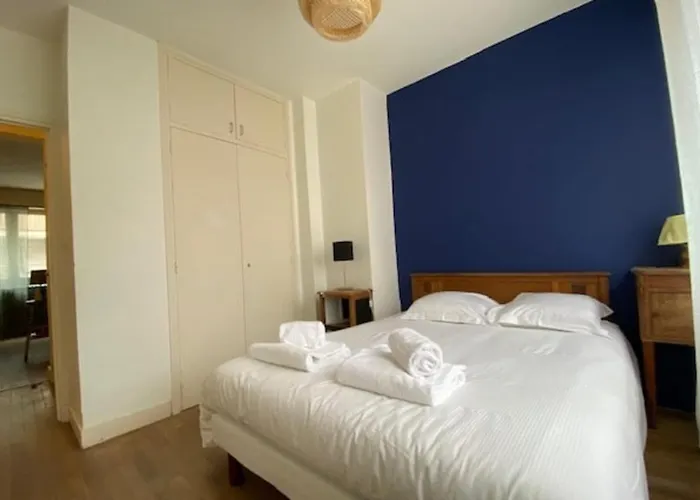 公寓 Charming 44m Near Downtown